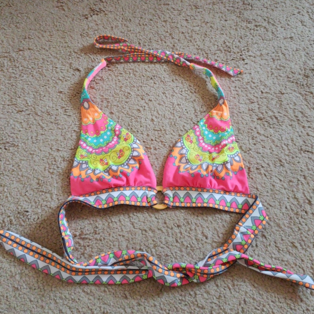 Victoria secret size small bikini top